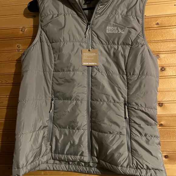 NWT Eddie Bauer Gray Puffer Vest - Picture 1 of 3